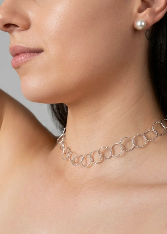 Collar Isis