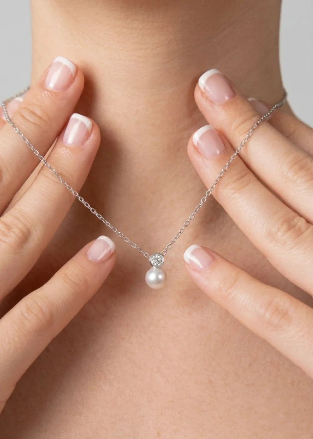 Collar Alba